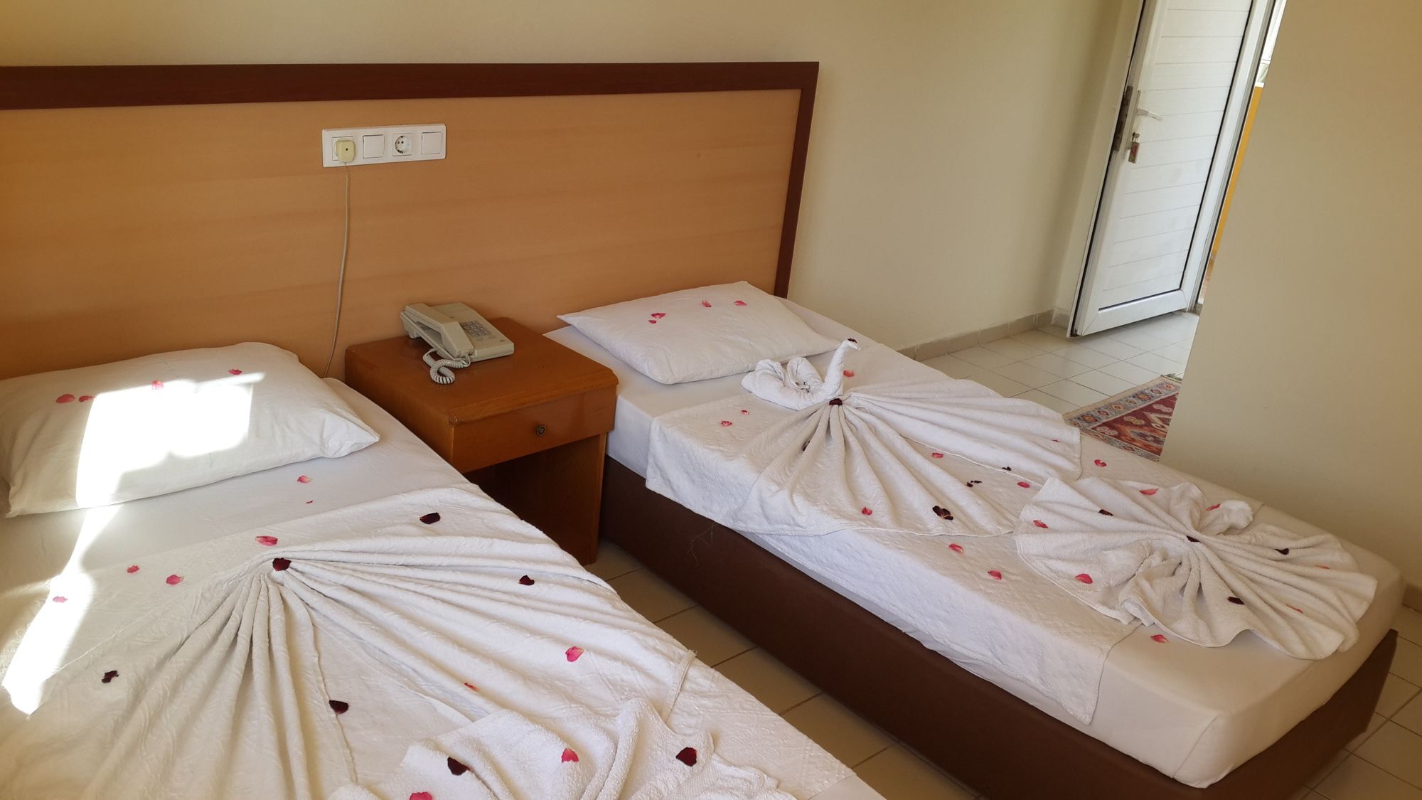 Caner Hotel Kemer Esterno foto